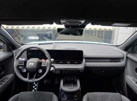 Hyundai - IONIQ 5