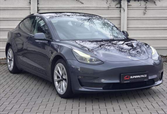 Tesla - Model 3