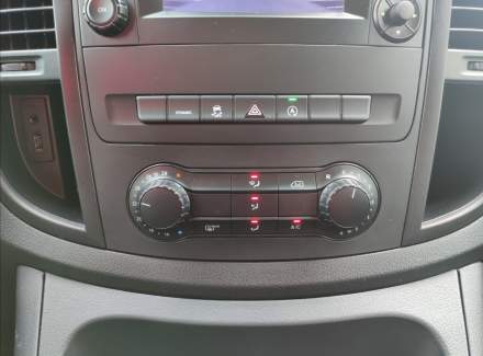 Mercedes-Benz - Vito