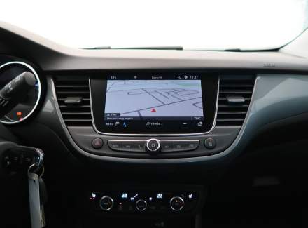 Opel - Crossland X