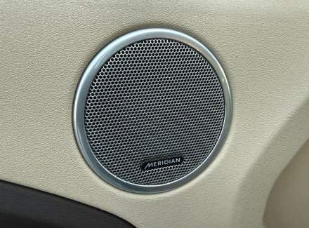 Land Rover - Range Rover Evoque