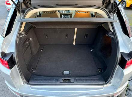 Land Rover - Range Rover Evoque