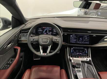 Audi - SQ8