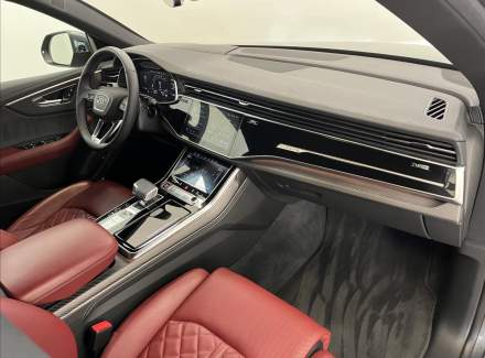 Audi - SQ8