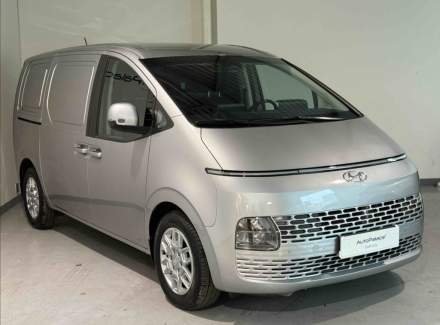 Hyundai - Staria