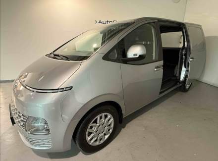 Hyundai - Staria