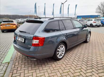 Škoda - Octavia