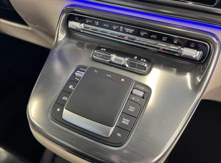 Mercedes-Benz - V-class