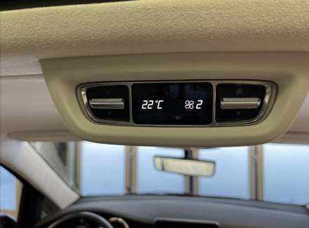 Mercedes-Benz - V-class