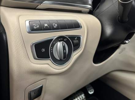 Mercedes-Benz - V-class