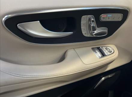 Mercedes-Benz - V-class