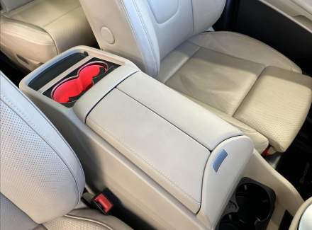 Mercedes-Benz - V-class