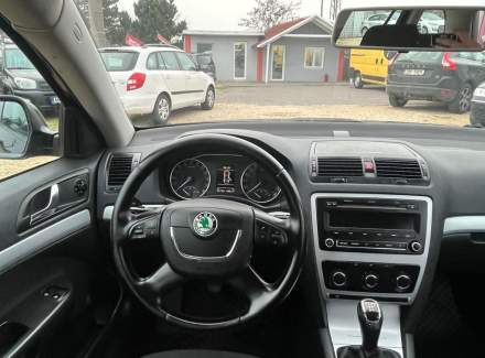 Škoda - Octavia