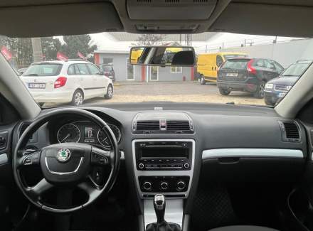 Škoda - Octavia
