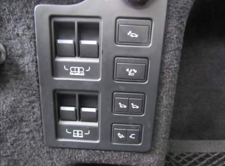 Land Rover - Discovery