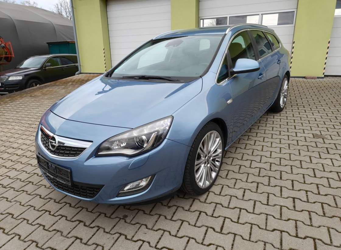 Opel - Astra