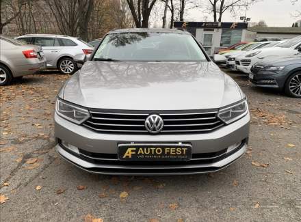Volkswagen - Passat
