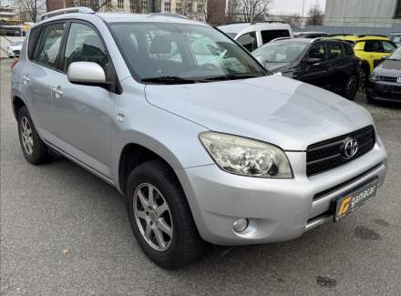 Toyota - RAV 4