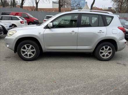 Toyota - RAV 4