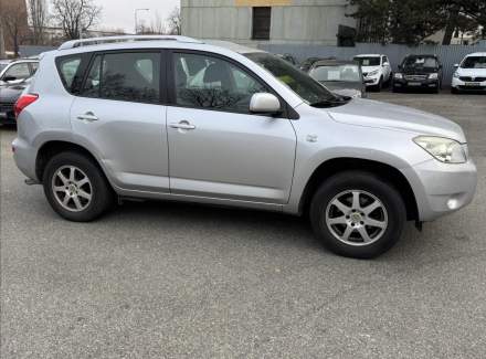 Toyota - RAV 4