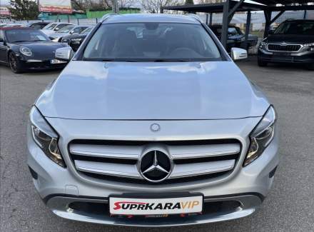 Mercedes-Benz - GLA