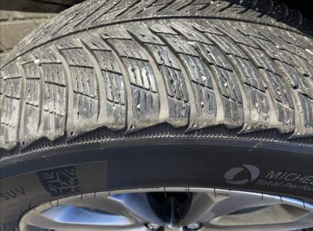 Land Rover - Range Rover