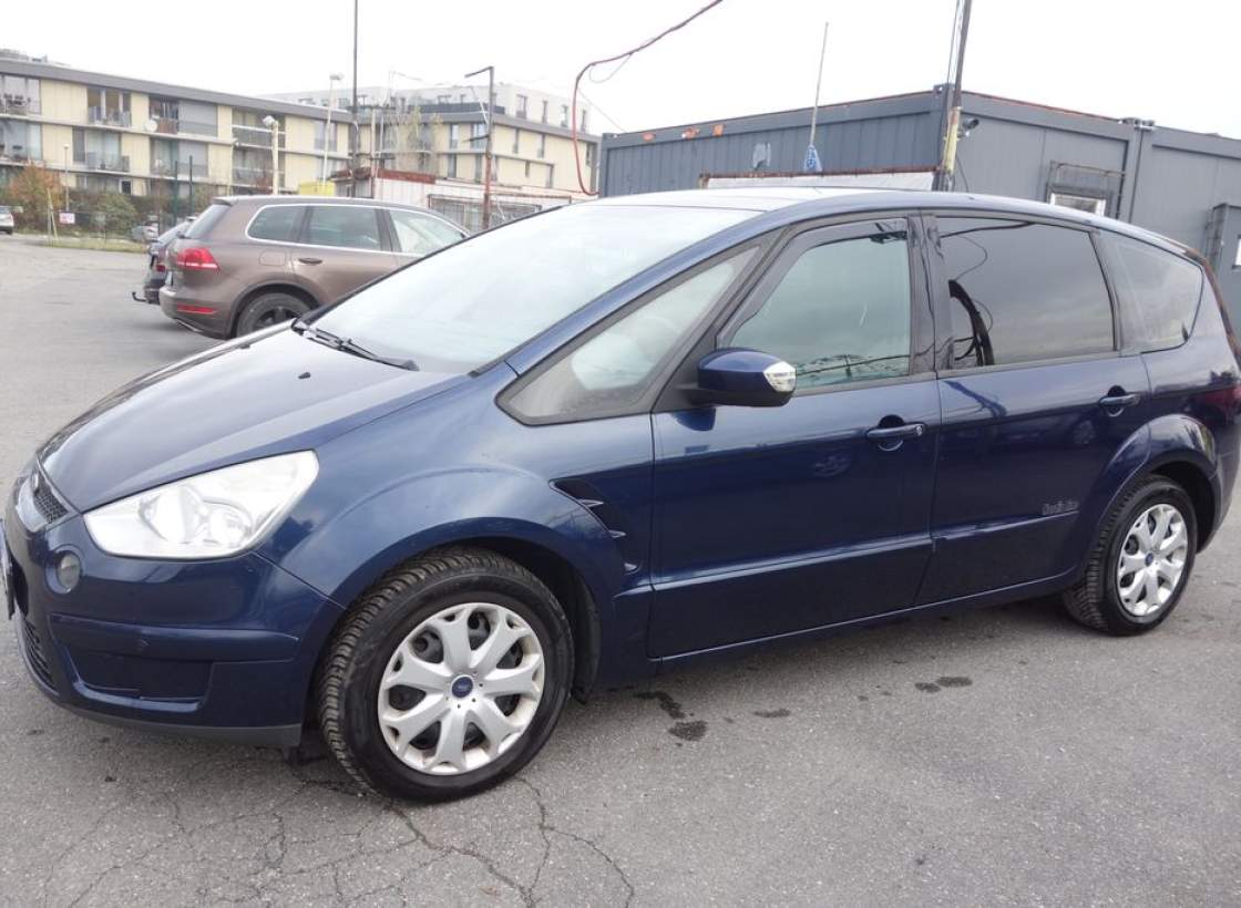 Ford - S-MAX