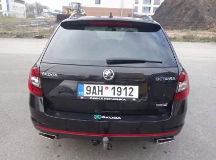 Škoda - Octavia
