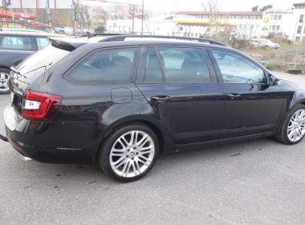 Škoda - Octavia