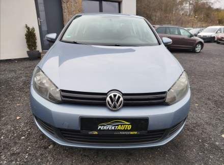 Volkswagen - Golf