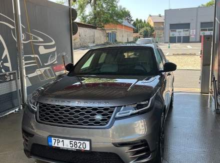 Land Rover - Range Rover Velar