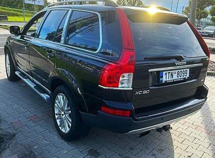 Volvo - XC90