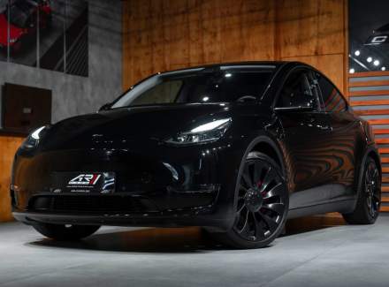 Tesla - Model Y