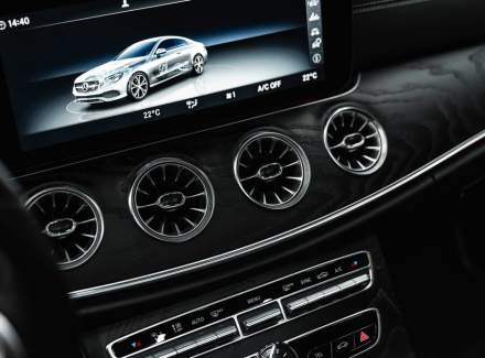 Mercedes-Benz - E-class