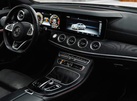 Mercedes-Benz - E-class