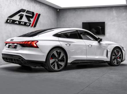 Audi - E-tron GT