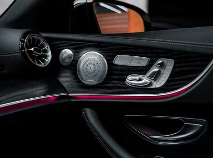 Mercedes-Benz - E-class