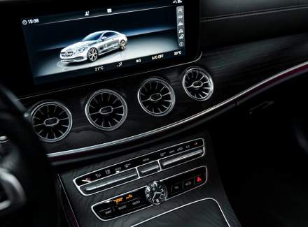 Mercedes-Benz - E-class