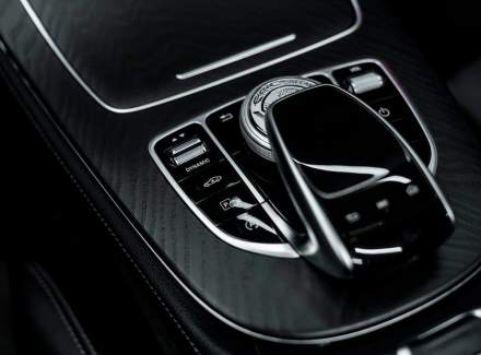 Mercedes-Benz - E-class