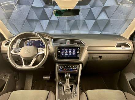 Volkswagen - Tiguan
