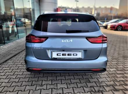 Kia - Cee'd