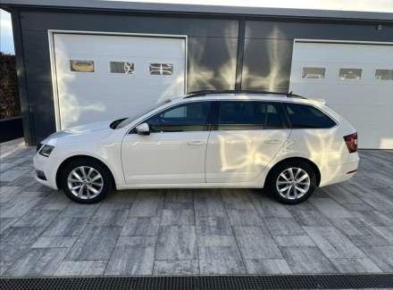 Škoda - Octavia