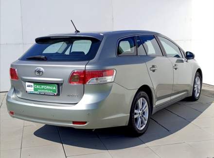Toyota - Avensis