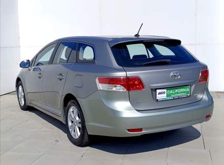 Toyota - Avensis