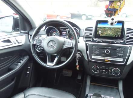 Mercedes-Benz - GLE