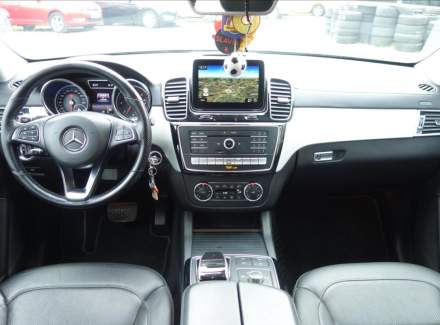 Mercedes-Benz - GLE