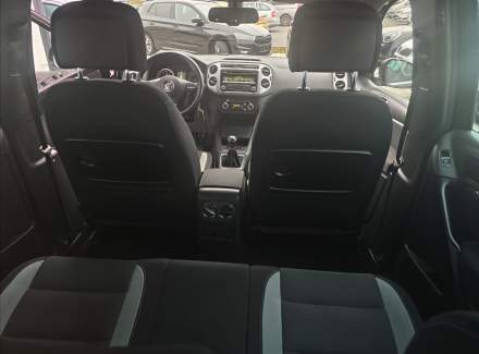 Volkswagen - Tiguan