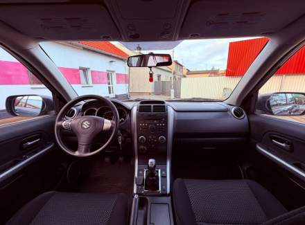 Suzuki - Grand Vitara