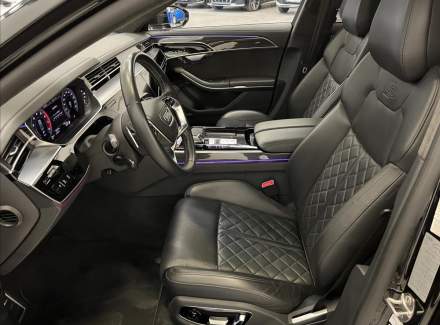 Audi - S8