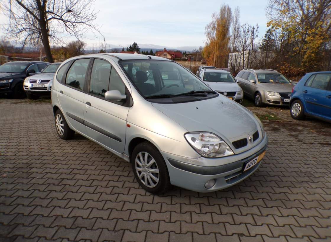 Renault - Scenic
